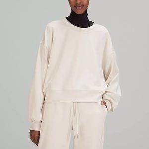 Lulelemon Perfectly Oversized Cropped Crew